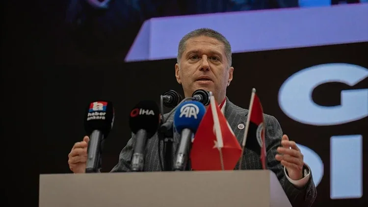 Gençlerbirliği Başkanı Arda Çakmak'tan Onyekuru Açıklaması