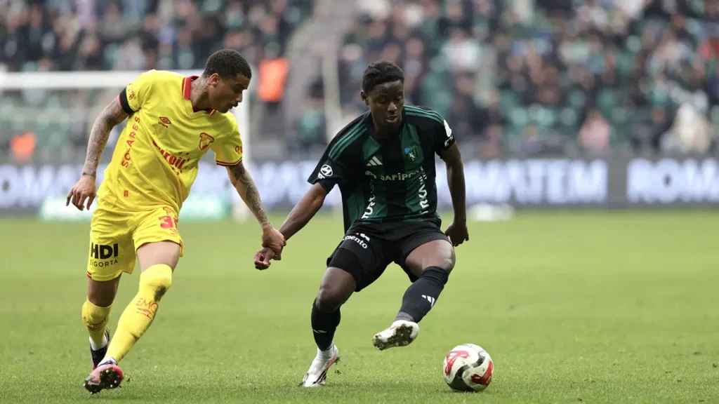 Serdar Dursun 90+7’de Sahneye Çıktı