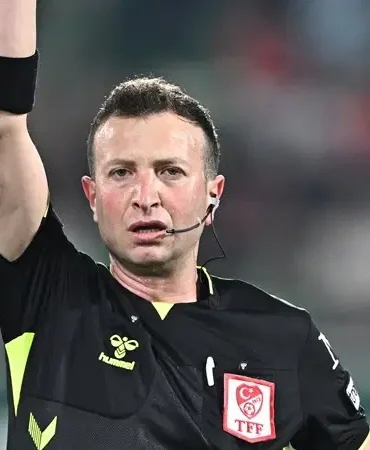 Derbi Krizi: Galatasaray-Fenerbahçe Maçında Yasin Kol