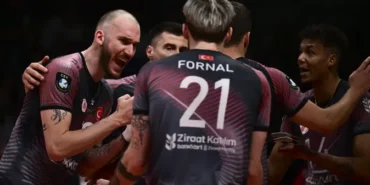 Ziraat Bankkart Efeler Ligi'nde Finalde: Galatasaray'ı Saf Dışı Bıraktı!
