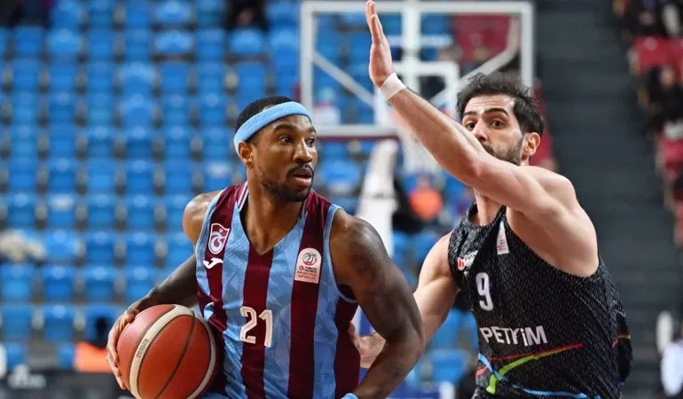 Petkimspor Trabzon’da Hayat Buldu: Kümede Kalma Yolunda Dev Adım!
