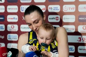 Aslı Kalaç'tan Fenerbahçe'ye Duygusal Veda: "Mazinde Bir Tarih Yatar"