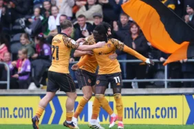 Hull City'nin Play-Off Umutları Ağır Yara Aldı: Charlton Deplasmanında Kayıp!
