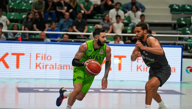 TOFAŞ'tan Muhteşem Geri Dönüş: Aliağa Petkimspor'u 73-71 Devirdi