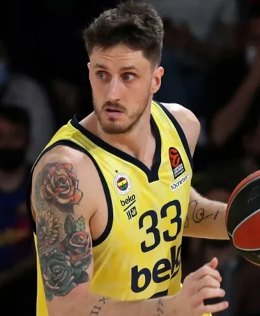 İtalyan Basketbol Yıldızı Achille Polonara Emekliliğini Açıkladı