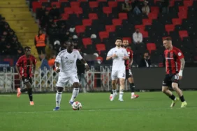 Beşiktaş Gaziantep'ten Üç Puanla Dönüyor: 2-0