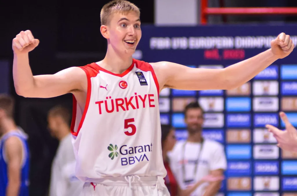 Faruk Biberovic Kimdir? Yaşı, Boyu, Takımı ve Özel Hayatı Hakkında Her Şey!