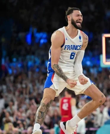 Anadolu Efes'te Şok Sakatlık: Isaia Cordinier Ameliyat Oldu