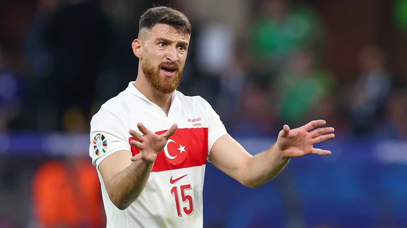 Salih Özcan Hangi Takımda Oynuyor?