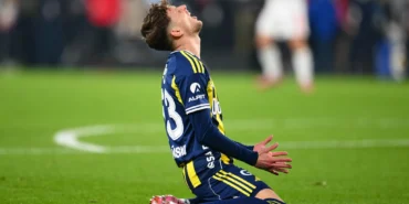 Galatasaray'da Sürpriz Temas: Sebastian Szymanski Aslan Mı Oluyor?