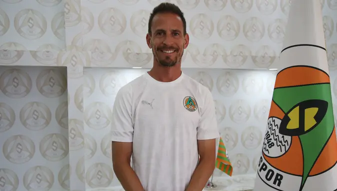 Alanyaspor'da İstikrar: Joao Pereira ile Yeni Sözleşme İmzalandı