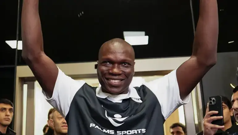 Vincent Aboubakar Türkiye'ye Dönüyor: Yeni Adresi Bursaspor mu?