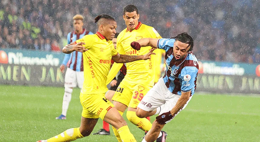 Trabzonspor - Göztepe: 1-1 | Şampiyonluk Yarışı Sona Erdi
