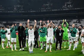 Konyaspor, Ziraat Türkiye Kupası Finali İçin Dualarla Antalya'ya Uğurlandı