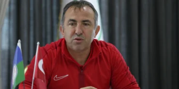 Çaykur Rizespor Teknik Direktörü Recep Uçar'dan Beşiktaş, VAR ve 2026 Dünya Kupası Açıklamaları