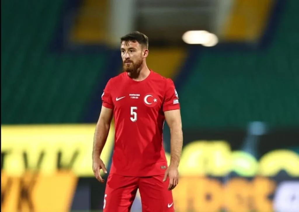 Salih Özcan’ın Sevgilisi Kimdir?