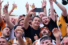 Hull City'de FFP Krizi: Enis Destan ve Abdülkadir Ömür Süper Lig'e Dönüyor!