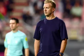 Fenerbahçe'de Yeni Dönem: İsmail Kartal'ın Yardımcısı Dirk Kuyt Oldu!