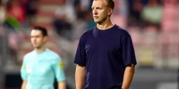 Fenerbahçe'de Yeni Dönem: İsmail Kartal'ın Yardımcısı Dirk Kuyt Oldu!