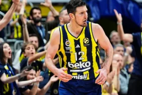 Fenerbahçe Beko'nun Yıldızı Nando De Colo Basketbola Veda Etti