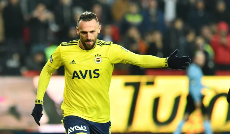 Fenerbahçe'de Yılın Bombası: Vedat Muriç Yuvaya Dönüyor!