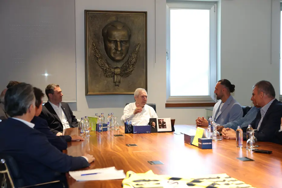 Şampiyonlar Ligi Hedefi ve 2026 Dünya Kupası Planları