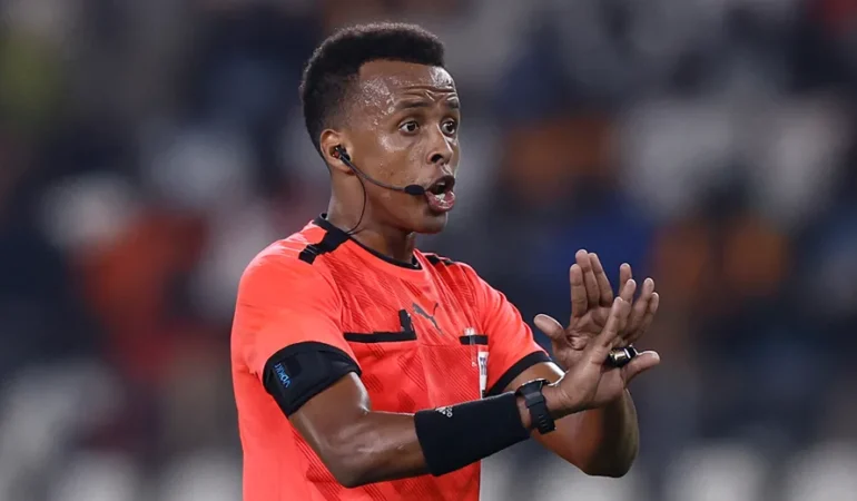FIFA'dan Tarihi Karar: ABD'den Geri Çevrilen Somalili Hakeme Tam Ödeme
