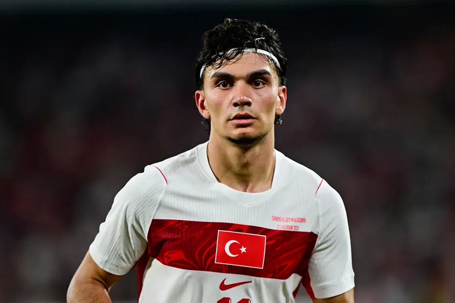 Frankfurt ile Sıkı Pazarlık: Gözler Bonservis Bedelinde